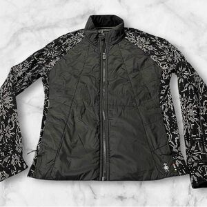 Nearly New Smartwool Black and White Snowflake Jacket